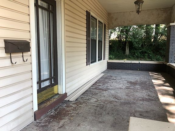2nd image of 126 Tucker St