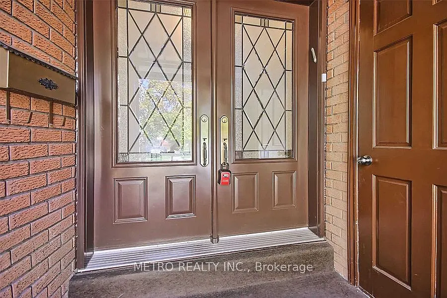 Building Photo - 17 Twin Circle Ct #ENTIRE