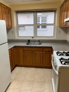 7915 15th Avenue, Brooklyn, NY, 11228