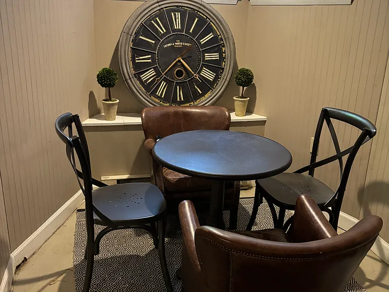 Dining nook