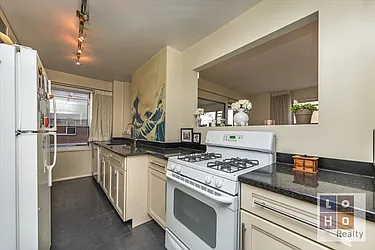 Rented by LoHo Realty