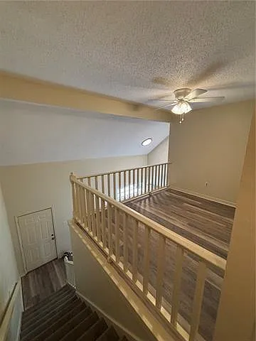 184 Crislaur Ave #E — Photo 16