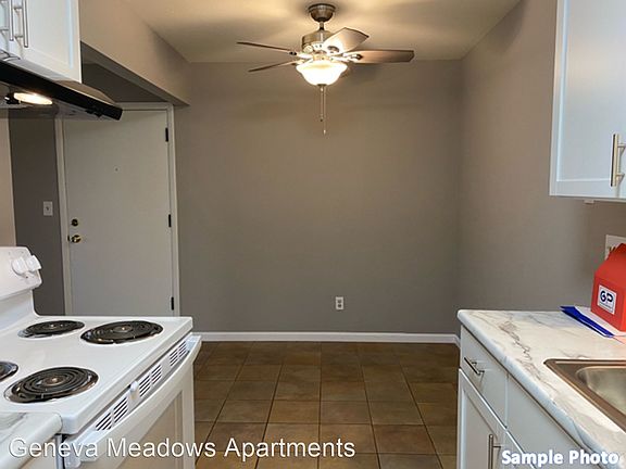 5th image of 1086 Wells St #10