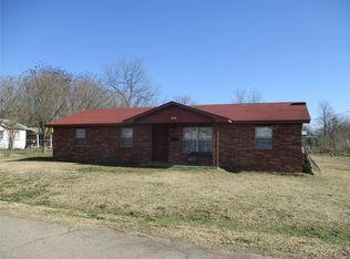 125 SW K St, Antlers, OK 74523