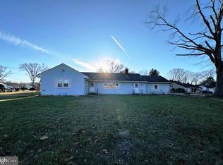 81 Cranbrook Rd, Hamilton, NJ 08690