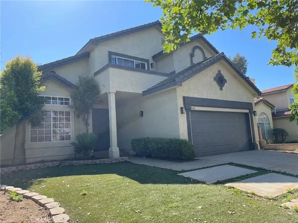 9400 Aqueduct Ave, North Hills, CA 91343
