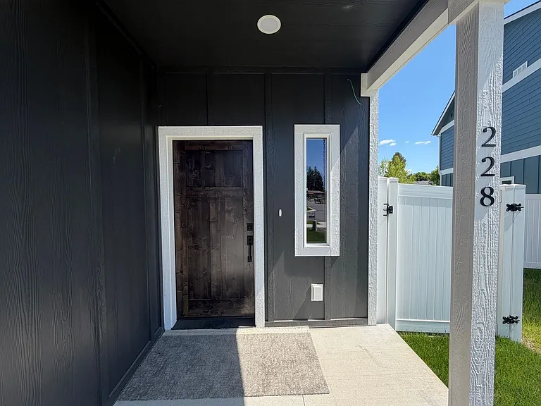 228 E Lobo Loop — Photo 4