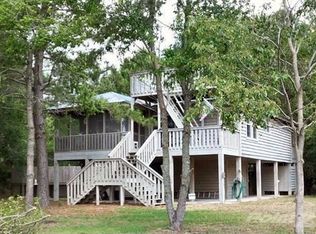 7752 Point Of Pines Rd, Edisto Island, SC 29438