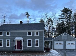 98 Forest Ave, Orono, ME 04473