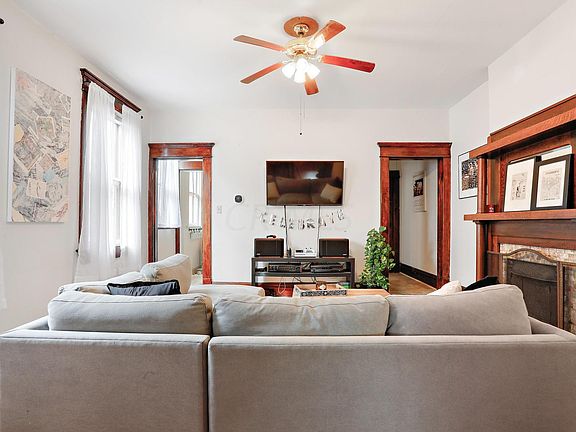 4th image of 745-747 S 6th St