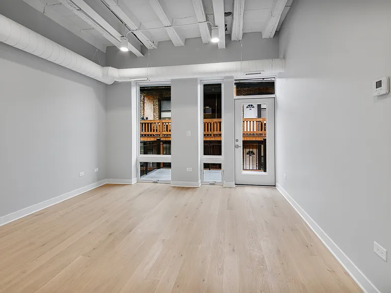 4637 N Ashland Ave #302 — Photo 11