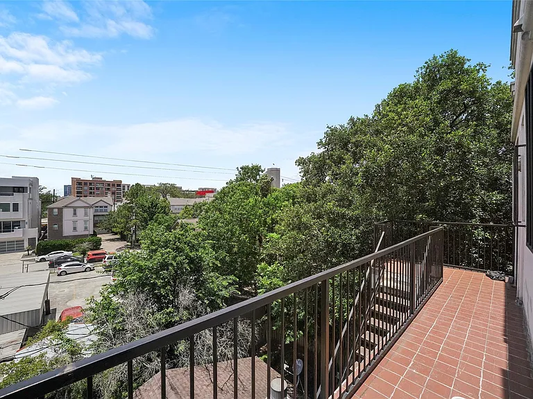 1514 Stanford St — Photo 34