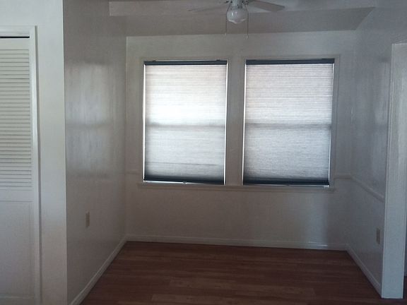5th image of 8827 Nogal Ave