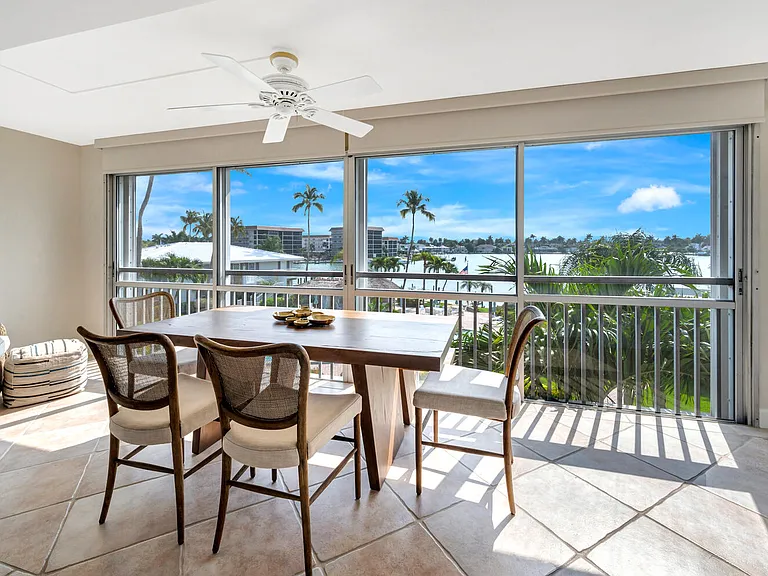 2800 Gulf Shore Blvd N #304 — Photo 17