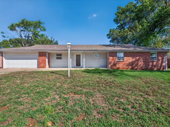 3716 S Velma Dr, Bartlesville, OK 74006