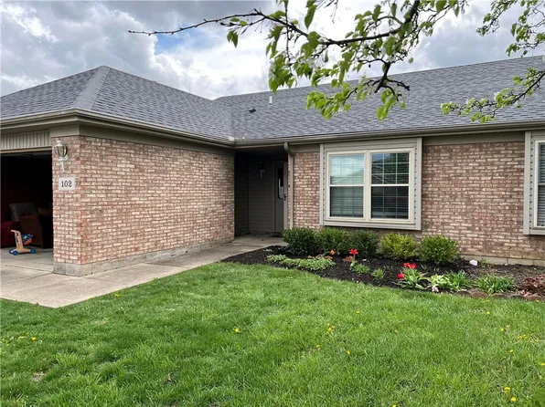 102 Burgundy Dr, Englewood, OH 45322
