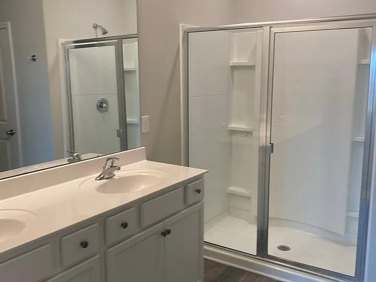 121 Rolling Green Dr — Photo 20