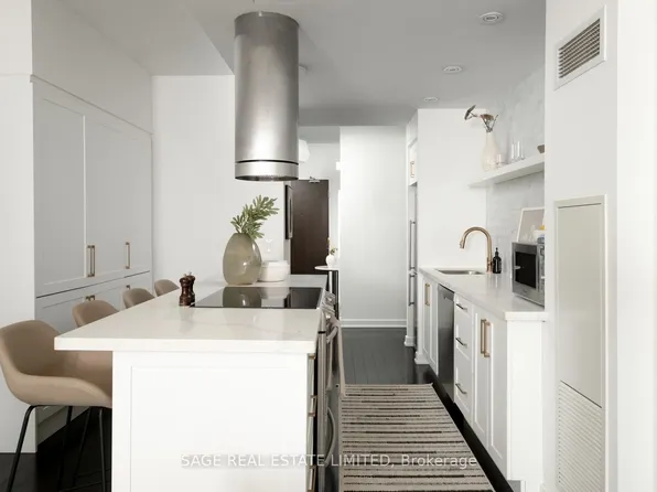 38 Dan Leckie Way #728, Toronto, ON M5V 2V6