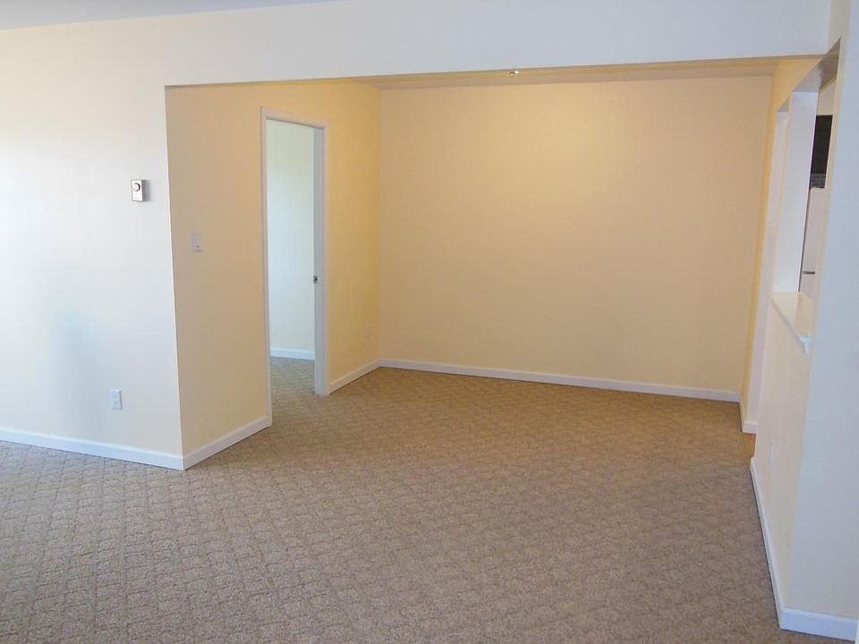1st image of 20910 23rd Ave APT 3