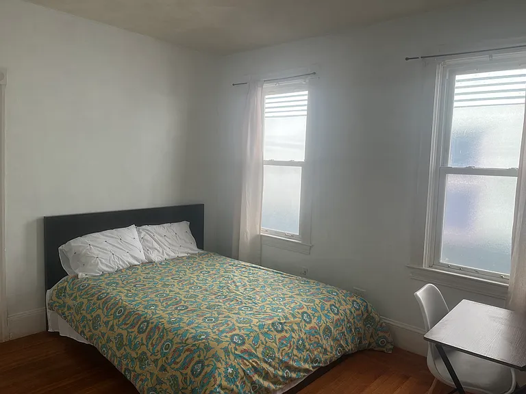 58 Aspinwall Ave — Photo 8