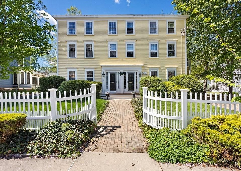 1st image of 309 Merrimac St #2