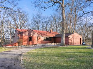 1630 Raymond St, South Elgin, IL 60177