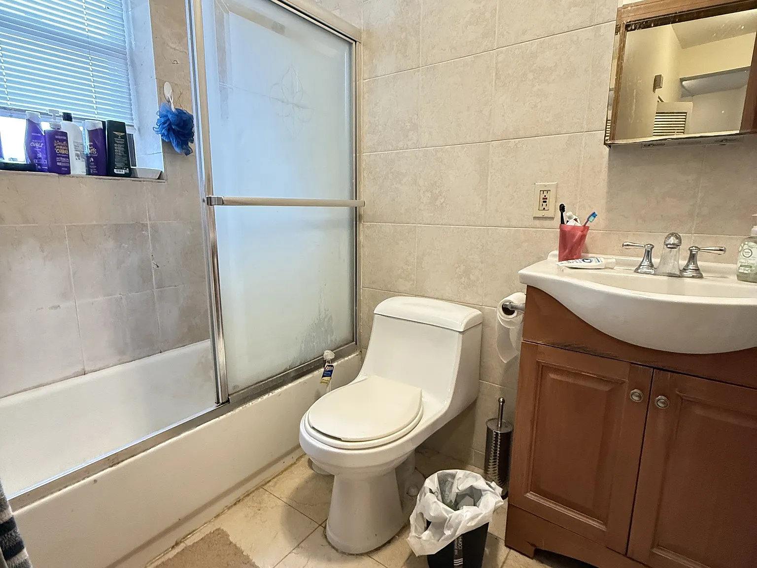 1 bed, 650 sqft, $2,400 — Photo 2