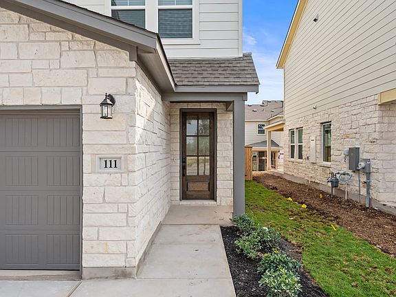 Exterior Style B Right