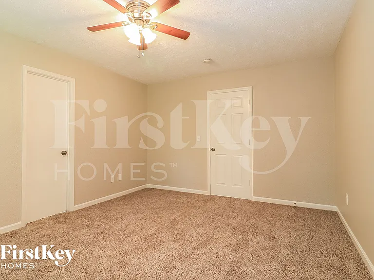 3247 Palomino Dr — Photo 9