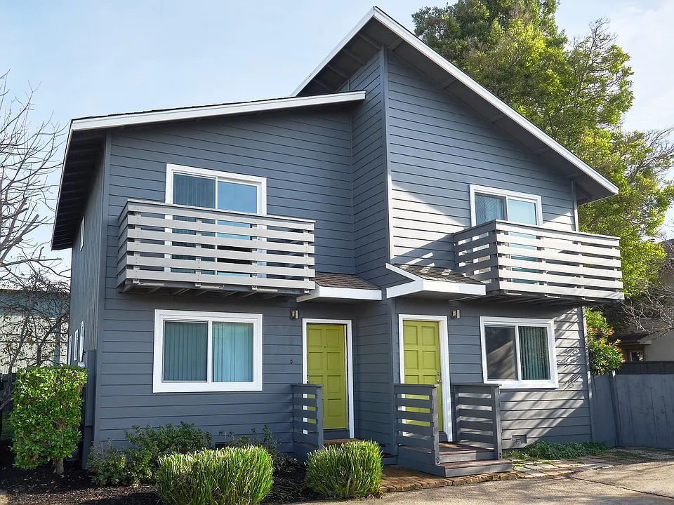 Capitola C EXT brite