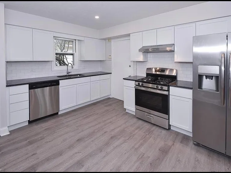 2633 S Green Rd — Photo 3