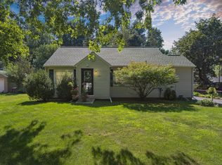 2527 Ashton Rd, Jackson, MI 49203