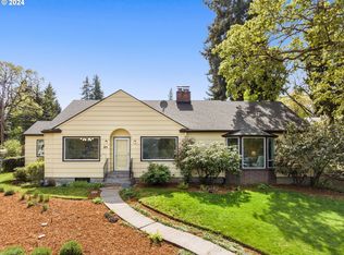 201 Montello Ave, Hood River, OR 97031