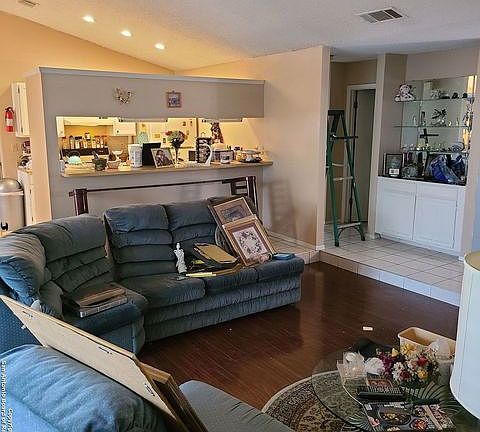 4th image of 8510 Westgrove Dr