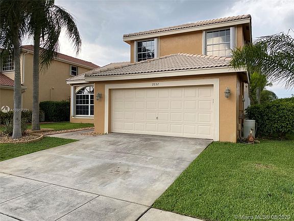 3rd image of 2032 NW 183rd Ave