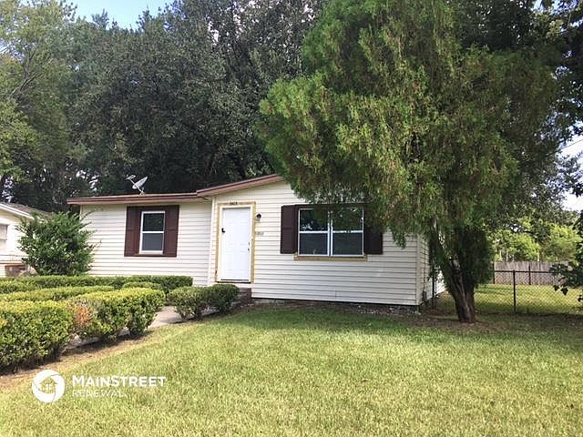 1st image of 3403 Greenbrier Dr