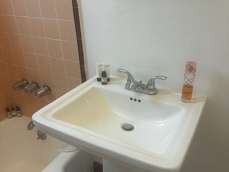 1477 Havenhurst Dr #1 — Photo 55