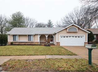 1719 Praise Blvd, Fenton, MO 63026