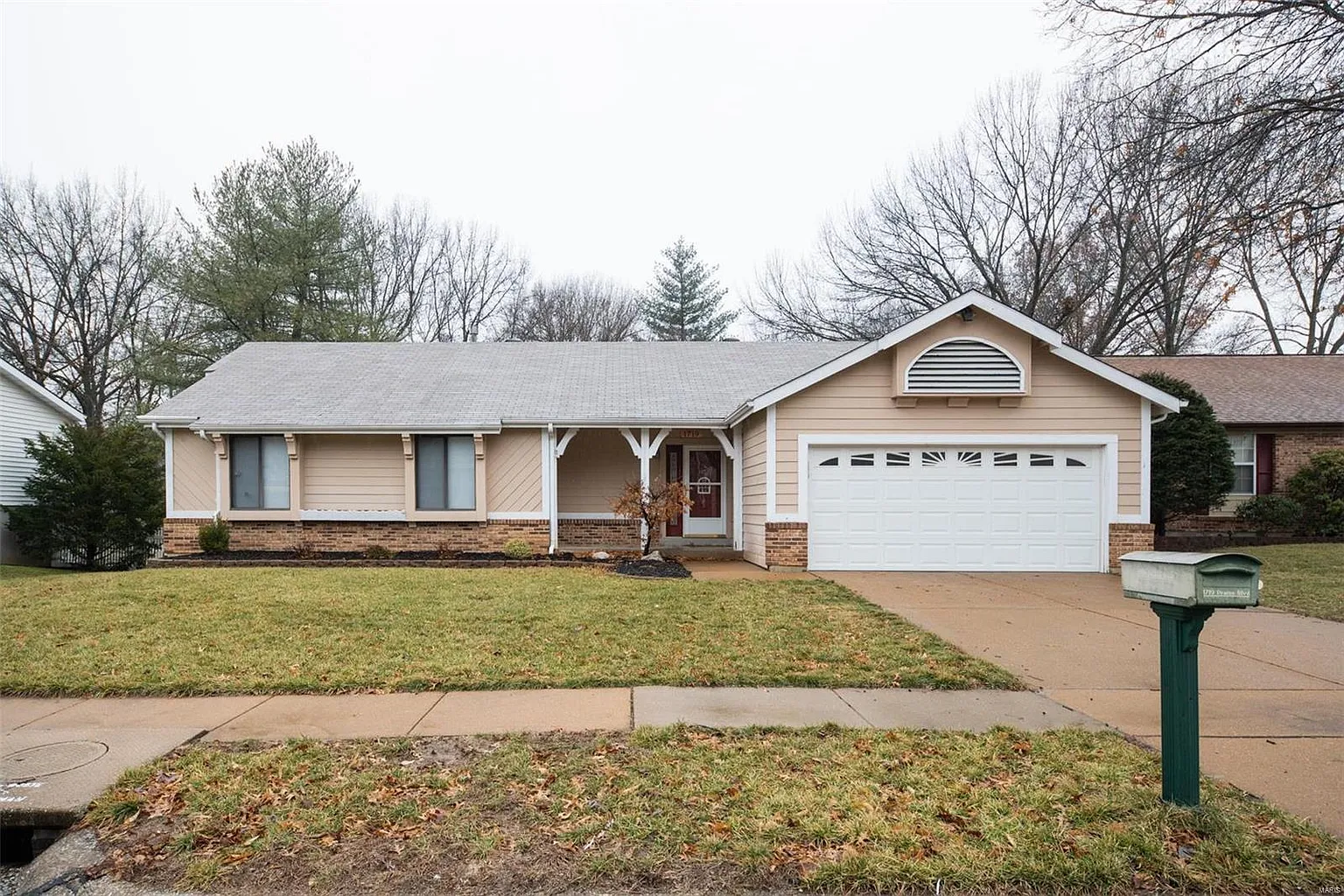 1719 Praise Blvd photo 1