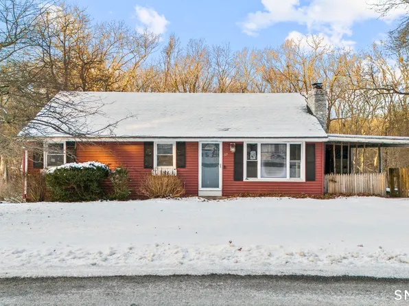 57 Cranberry Pond Rd, Norwich, CT 06360