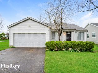 2882 Torrey Pines Dr, Pickerington, OH 43147