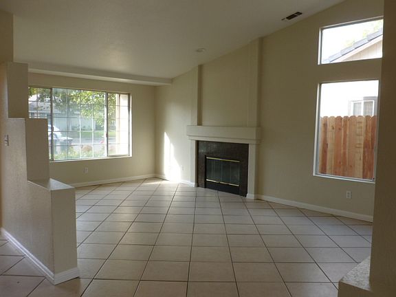 2nd image of 879 Village Run Dr