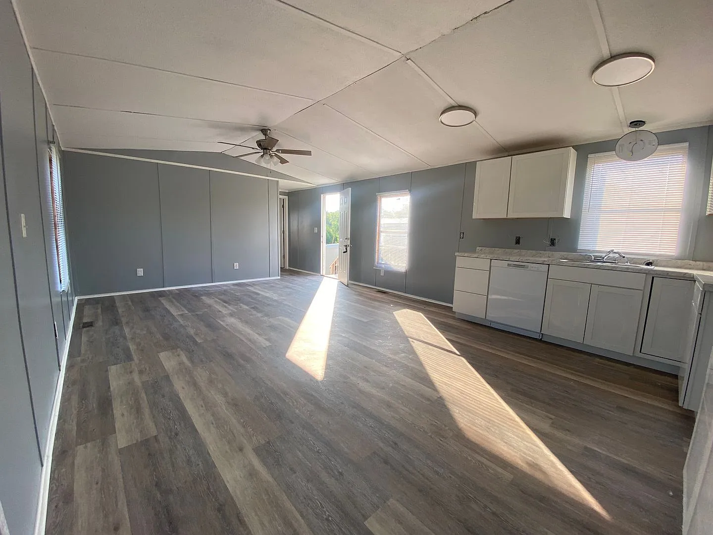 106 Prices Grove Rd — Photo 4