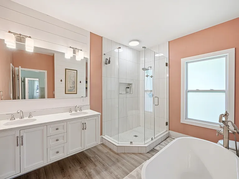 2601 Derita Ave — Photo 25