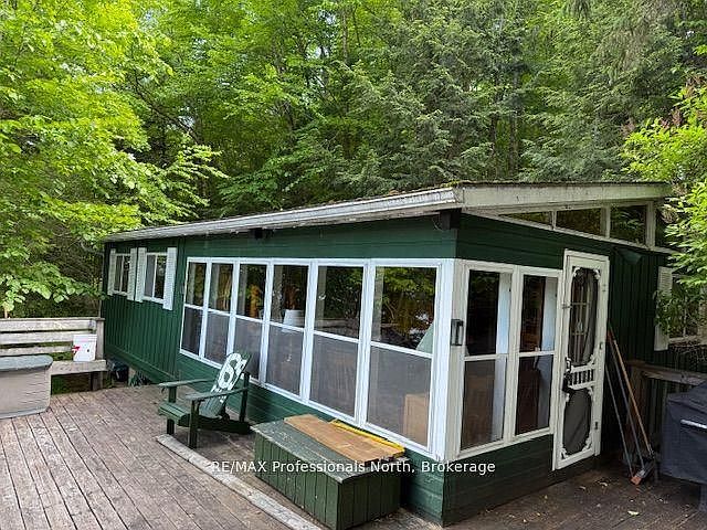 1st image of 69 Maple Dr