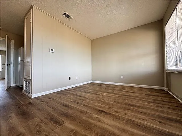 1 bed, 1.0 bath, 570 sqft, $700 — Photo 4