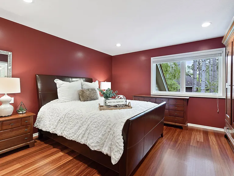 4390 Trillium Ln W — Photo 25