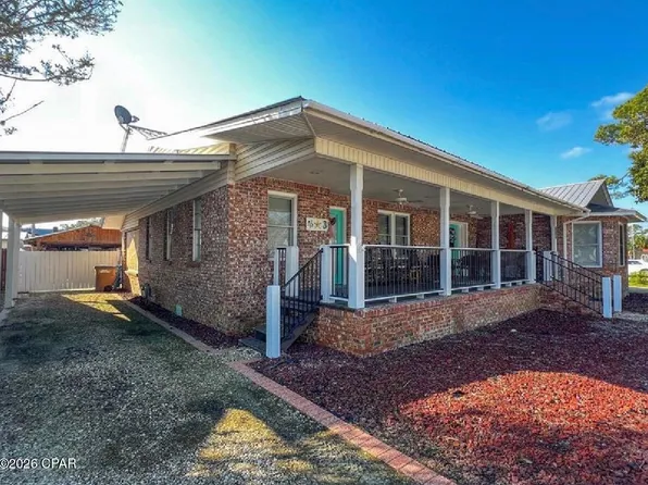 208 16th St, Port Saint Joe, FL 32456