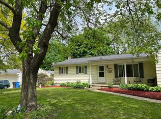 161 Eastdale Dr, Howell, MI 48843