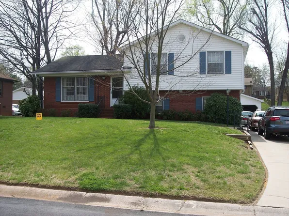 4407 Mapleleaf Ln, Charlotte, NC 28208